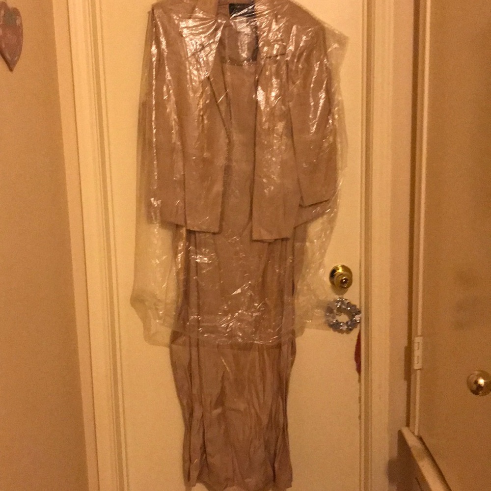 Women’s Gold Dress
